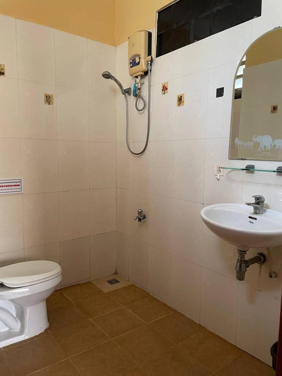 Island View Hostel Сиануквиль Экстерьер фото
